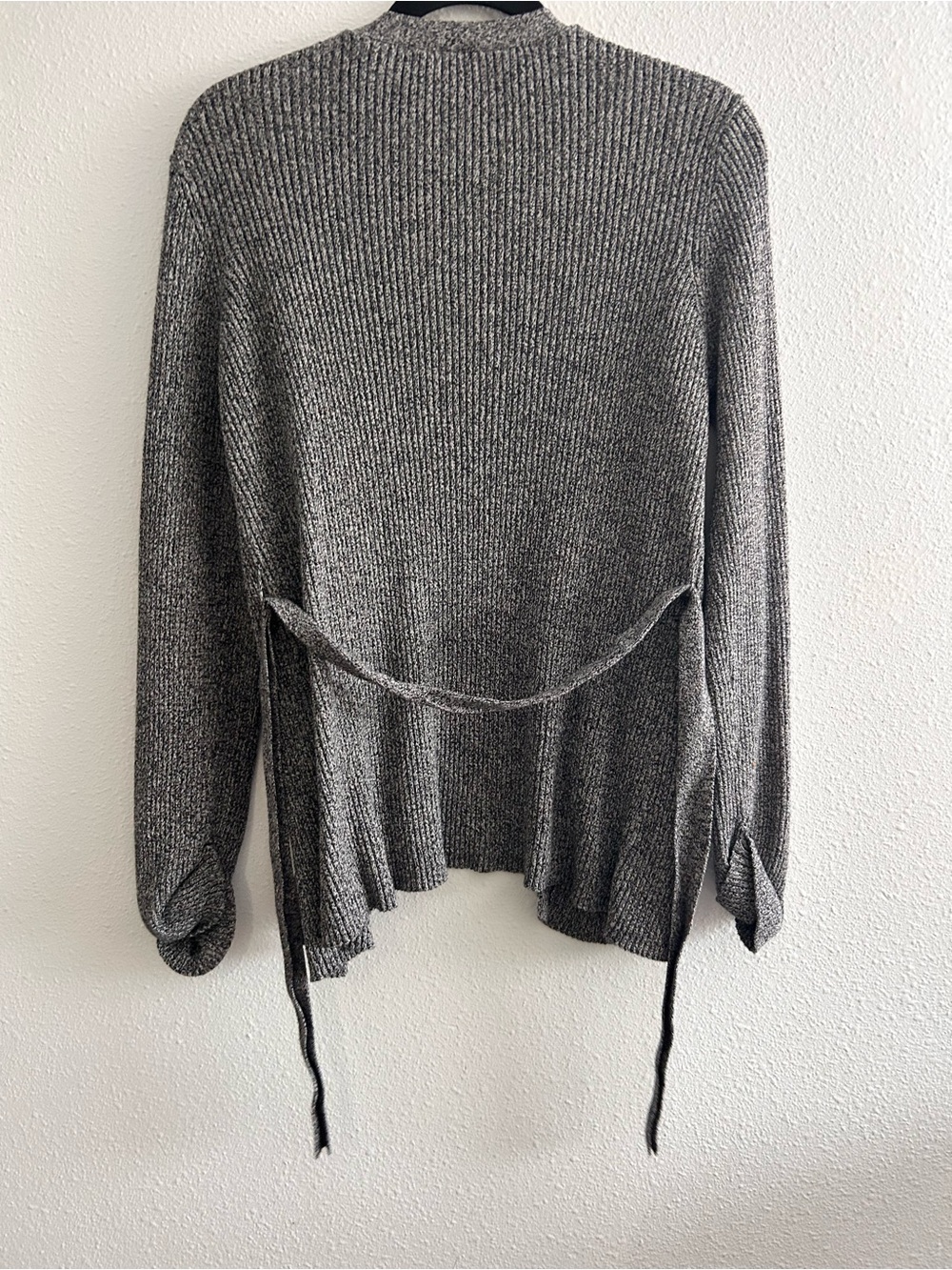 Women's Gray Ribbed Button-Front Cardigan Sweater - Picture 4 of 4